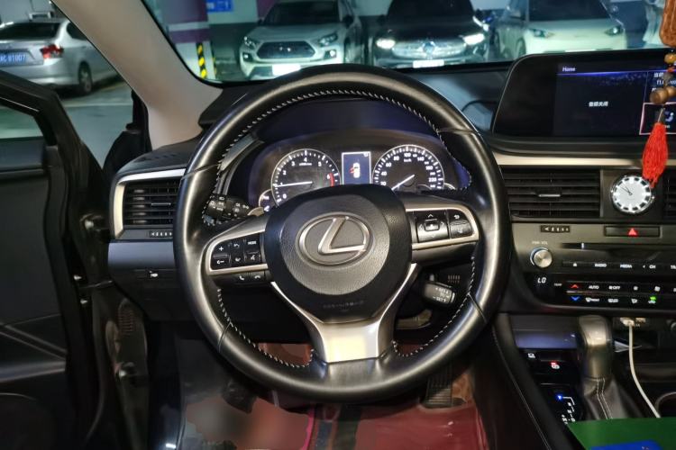 Used Lexus RX 2020 300 Two-Wheel Drive Comfort Edition China VI Standard Steering Wheel