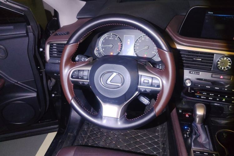 Used Lexus RX 2020 Facelifted 300 4x4 Elegant Edition Steering Wheel