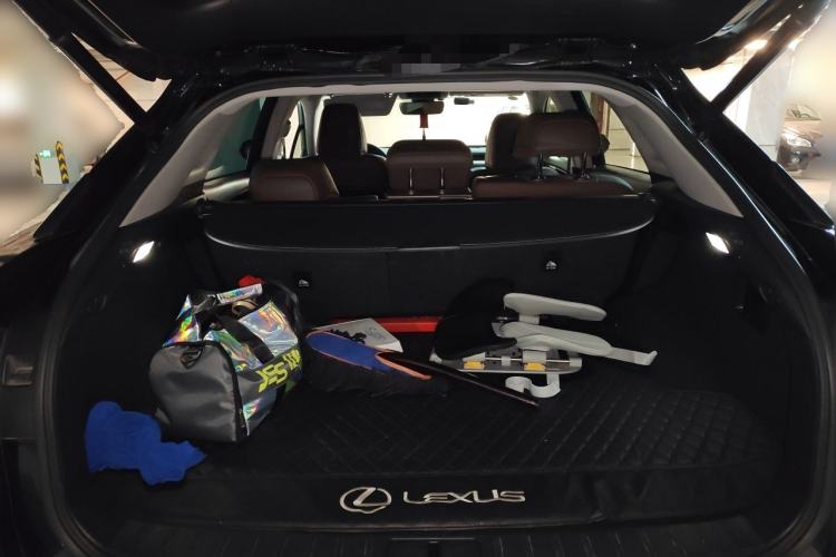 Used Lexus RX 2020 Revised Version 450h Four-Wheel Drive Elegant Edition Trunk