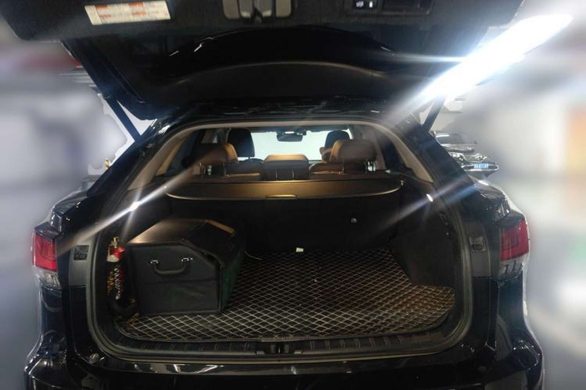 Used Lexus RX 2020 300 4x4 Elegant Edition China VI Trunk
