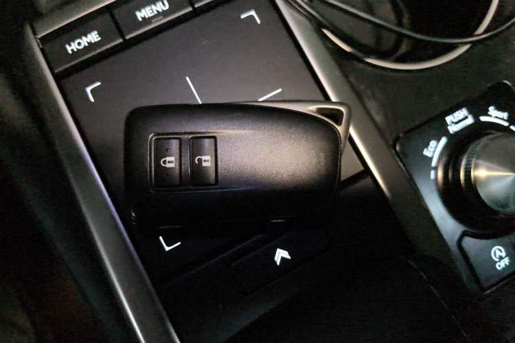 Used Lexus RX 2020 Revised Version 300 Two-Wheel Drive Elite Edition Vehicle Key