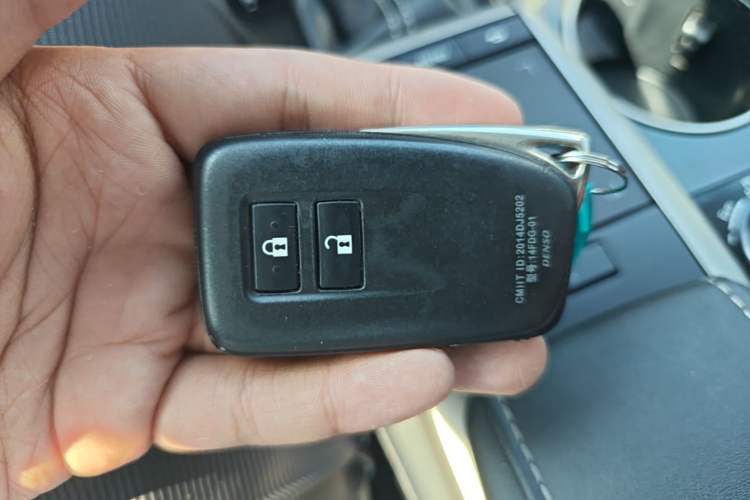 Used Lexus RX 2020 300 Two-Wheel Drive Elite Edition China VI Standard Vehicle Key
