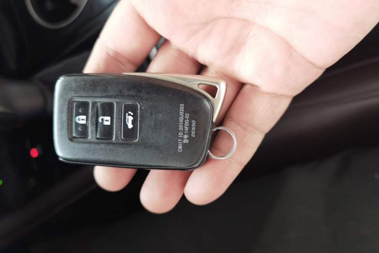 Used Lexus RX 2020 300 4x4 Elegant Edition China VI Vehicle Key