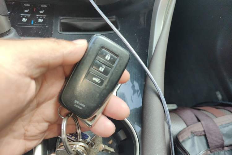 Used Lexus RX 2020 Revised Version 300 Two-Wheel Drive Comfort Edition Vehicle Key