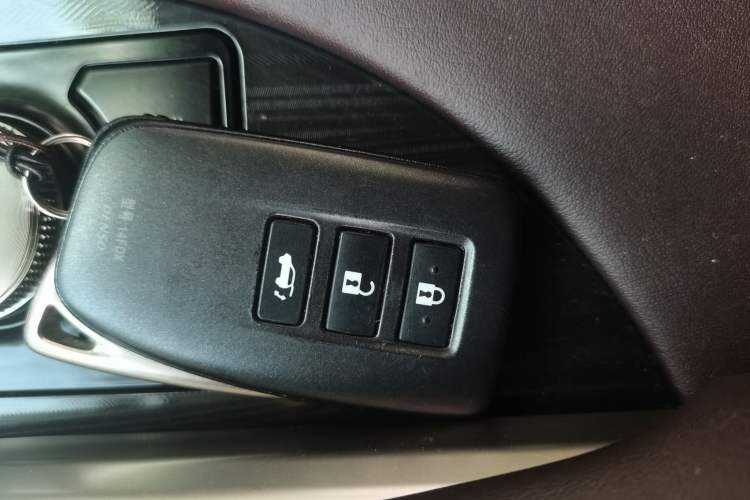 Used Lexus RX 2020 Facelifted 300 4x4 Elegant Edition Vehicle Key