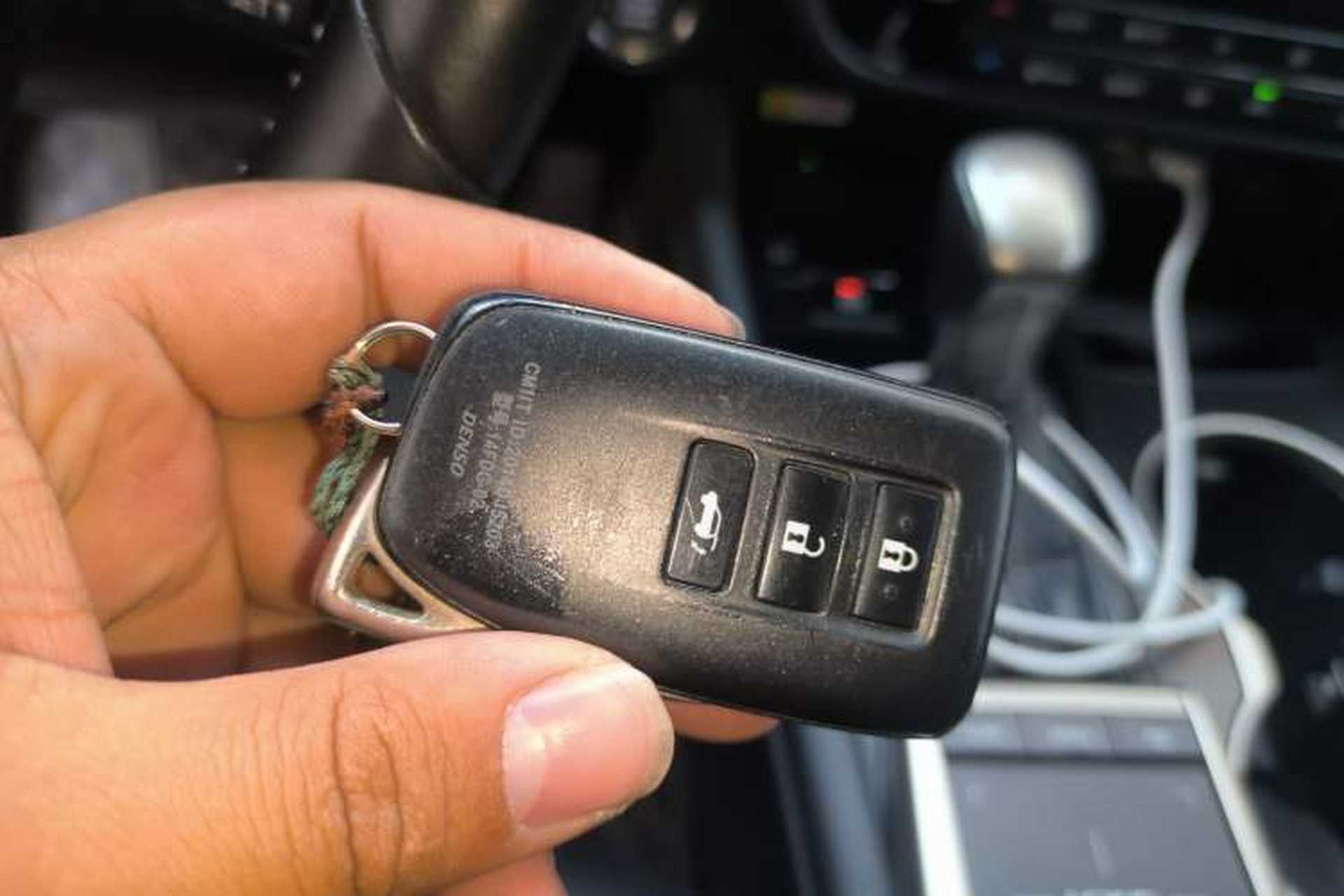 Used Lexus RX 2020 300 4x4 Elegant Edition China VI Vehicle Key