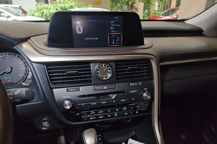 Used Lexus RX 2020 Revised Version 300 Two-Wheel Drive Comfort Edition Audio And AC Panel