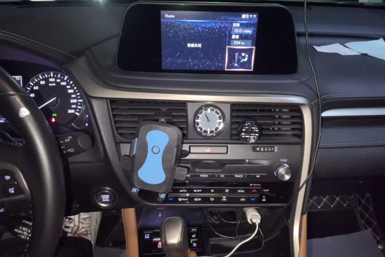 Used Lexus RX 2020 Facelifted 300 4x4 Elegant Edition Audio And AC Panel