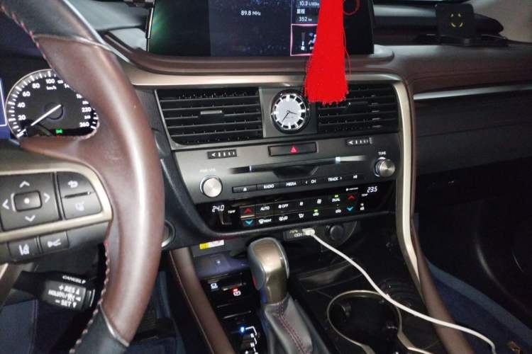 Used Lexus RX 2020 Facelifted 300 4x4 Elegant Edition Audio And AC Panel