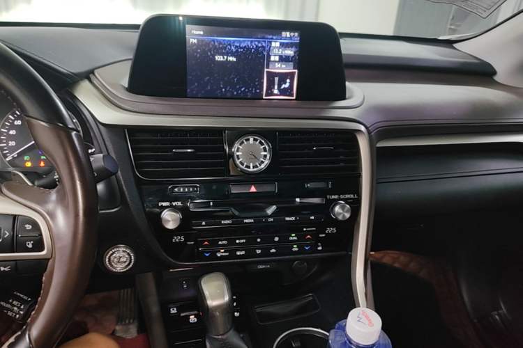 Used Lexus RX 2020 Facelifted 300 4x4 Elegant Edition Audio And AC Panel