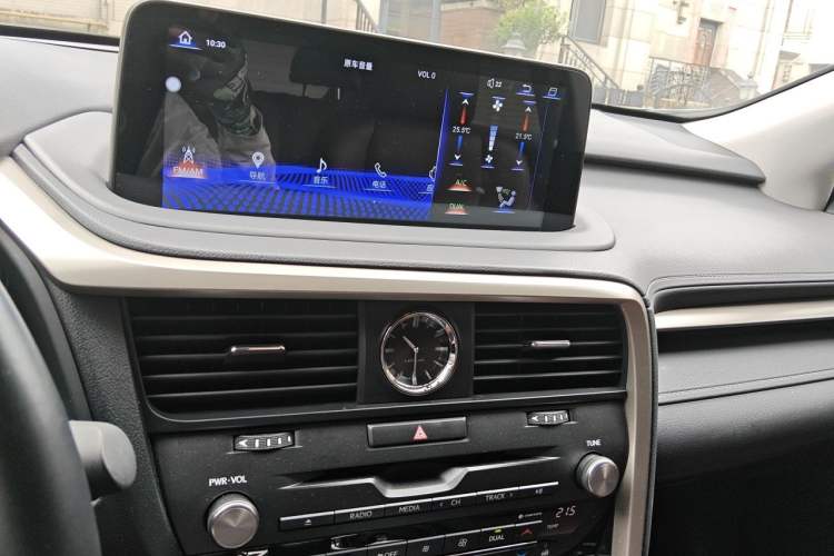 Used Lexus RX 2020 Revised Version 300 Two-Wheel Drive Elite Edition Audio And AC Panel