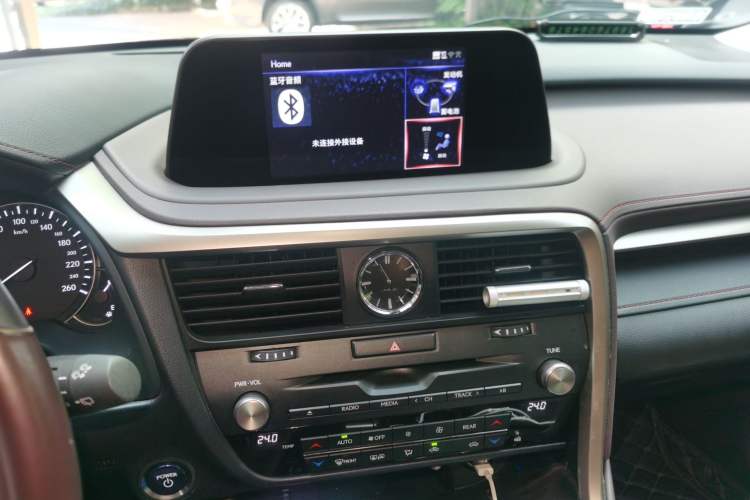 Used Lexus RX 2020 450hL Four-Wheel Drive Elegant 7-Seater China VI Standard Audio And AC Panel