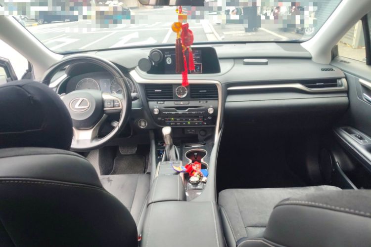 Used Lexus RX 2020 300 Two-Wheel Drive Elite Edition China VI Standard Center Console