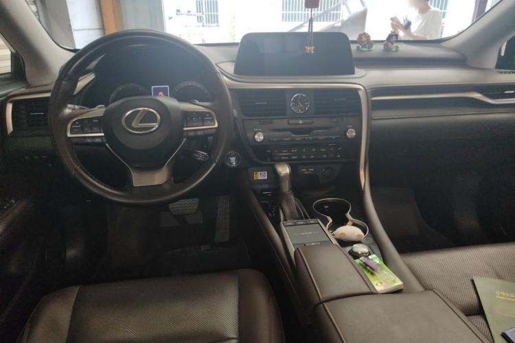 Used Lexus RX 2020 300 4x4 Elegant Edition China V Standard Center Console