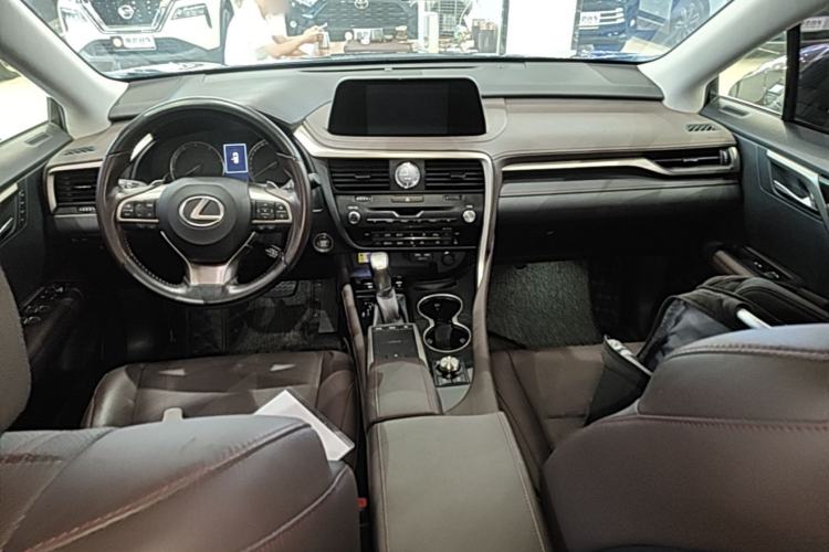 Used Lexus RX 2020 300 4x4 Elegant Edition China VI Center Console