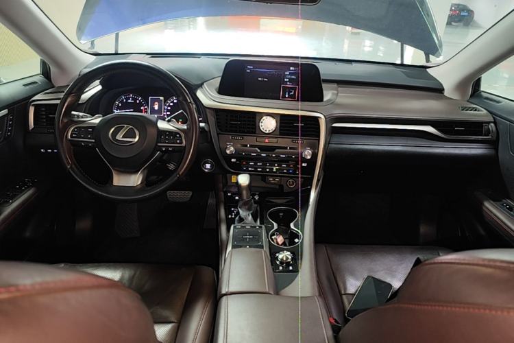 Used Lexus RX 2020 Revised Version 300 Two-Wheel Drive Comfort Edition Center Console