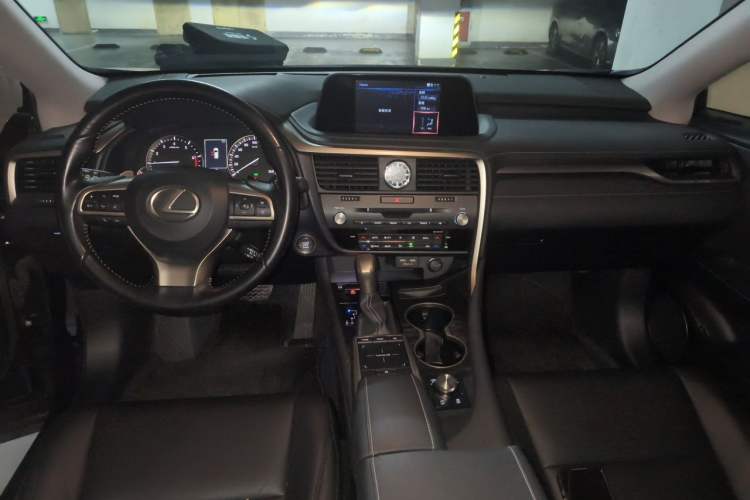 Used Lexus RX 2020 Revised Version 300 Two-Wheel Drive Elite Edition Center Console