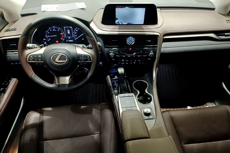 Used Lexus RX 2020 Facelifted 300 4x4 Elegant Edition Center Console