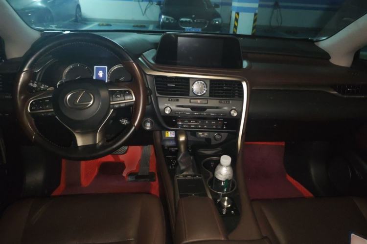 Used Lexus RX 2020 300 4x4 Elegant Edition China VI Center Console