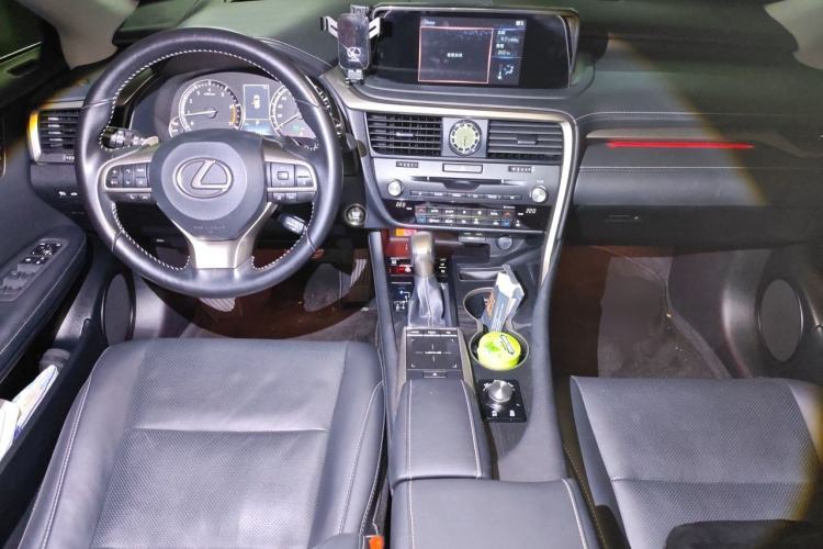 Used Lexus RX 2020 Facelifted 300 4x4 Elegant Edition Center Console