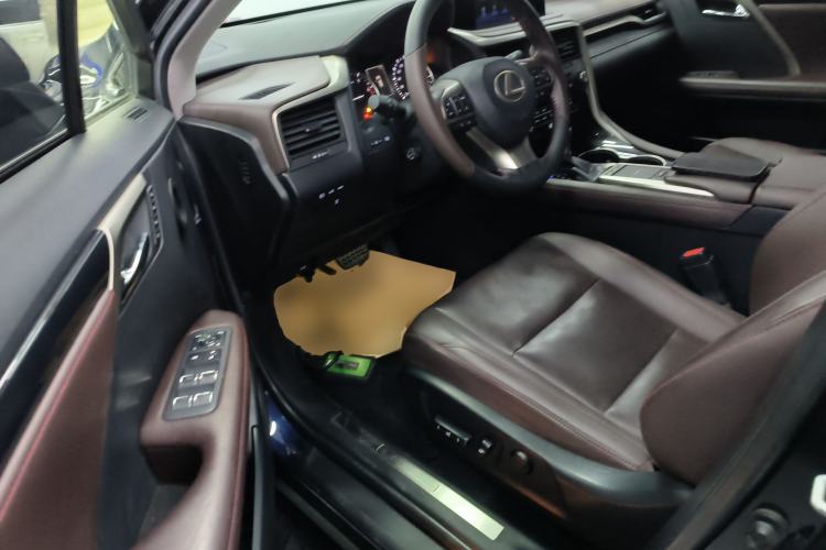 Used Lexus RX 2020 Facelifted 300 4x4 Elegant Edition Driver Seat
