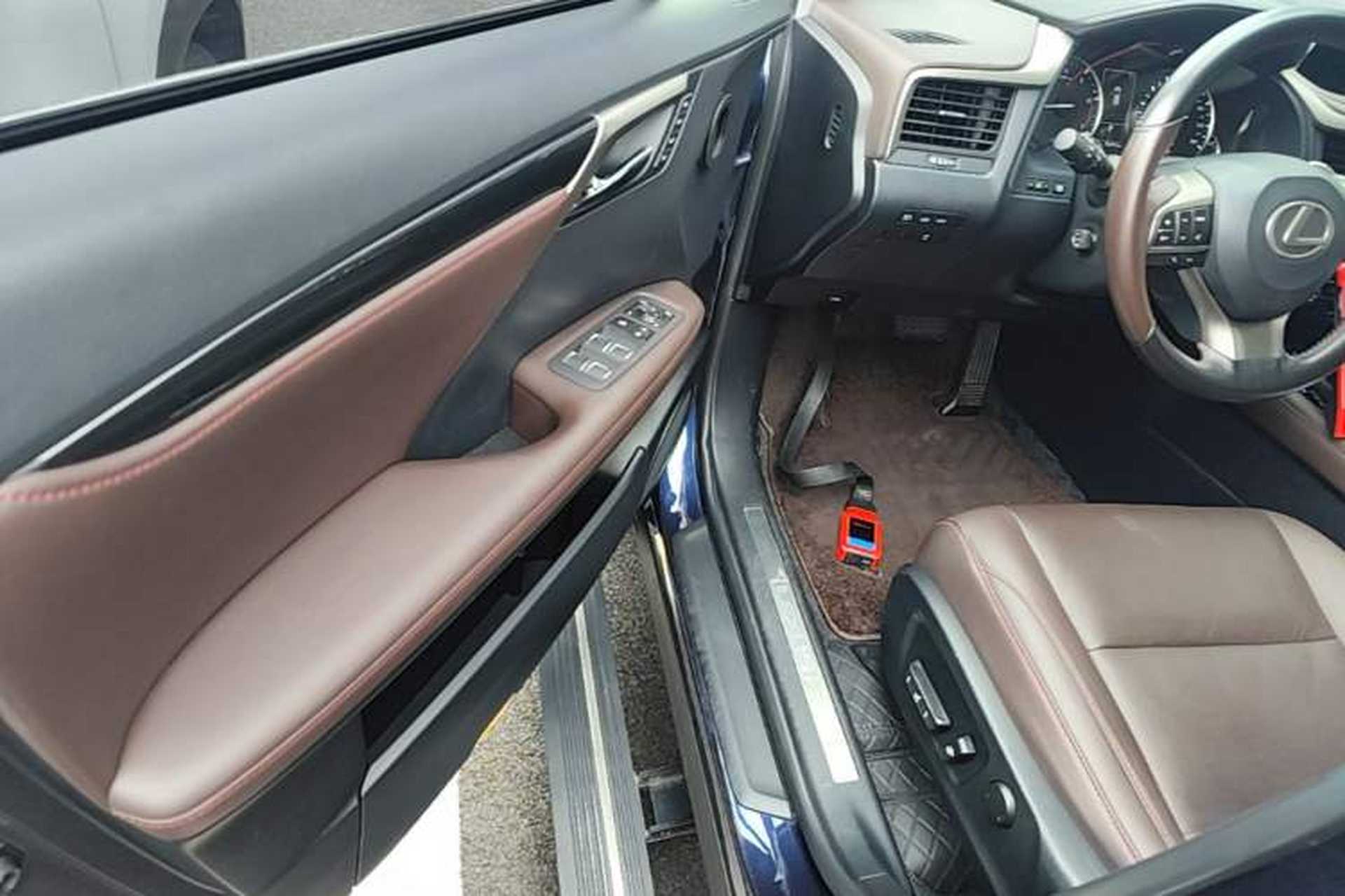 Used Lexus RX 2020 Facelifted 300 4x4 Elegant Edition Driver Seat