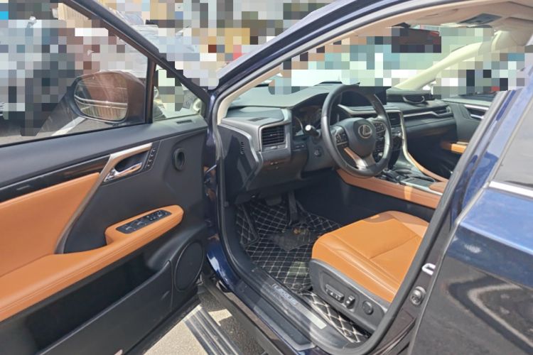 Used Lexus RX 2020 300 4x4 Elegant Edition China VI Driver Seat