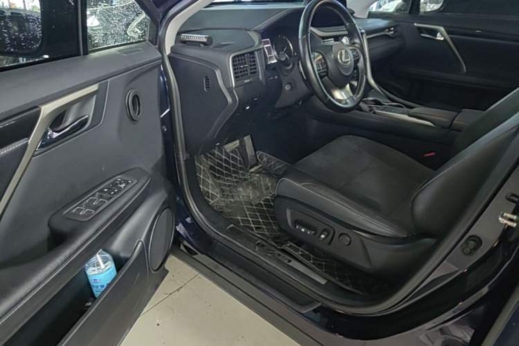 Used Lexus RX 2020 Revised Version 300 Two-Wheel Drive Elite Edition Driver Seat