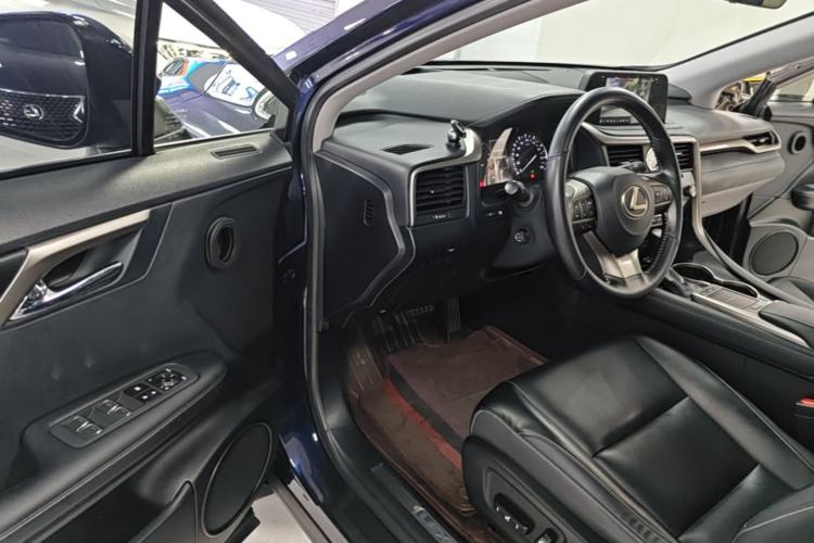 Used Lexus RX 2020 Revised Version 300 Two-Wheel Drive Elite Edition Driver Seat