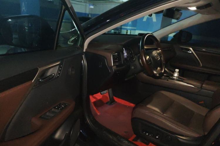 Used Lexus RX 2020 300 4x4 Elegant Edition China VI Driver Seat
