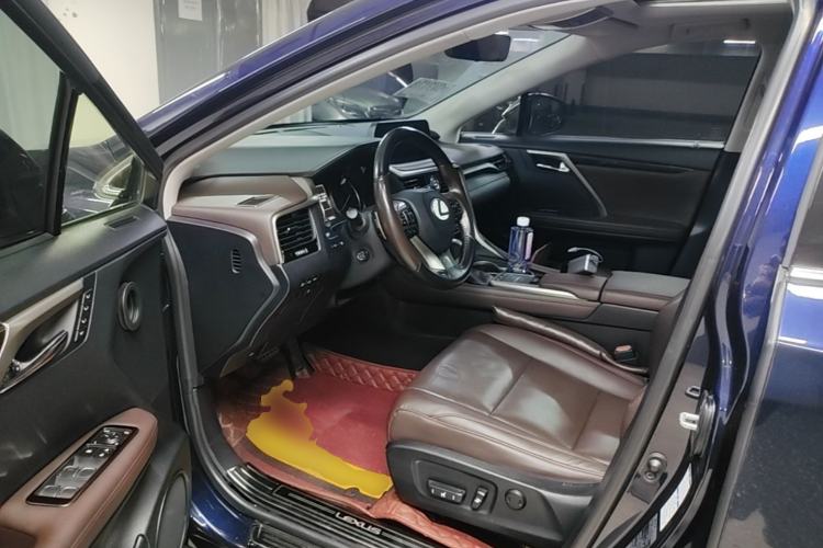 Used Lexus RX 2020 Facelifted 300 4x4 Elegant Edition Driver Seat