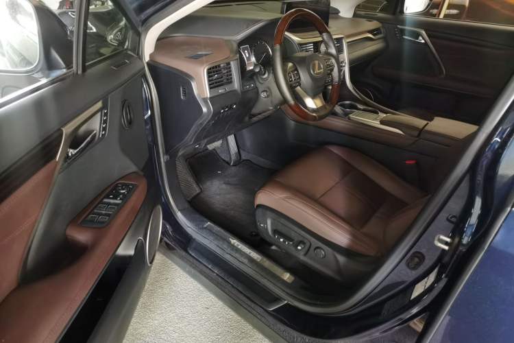 Used Lexus RX 2020 450hL Four-Wheel Drive Luxury Edition 6-Seater China VI Standard Driver Seat