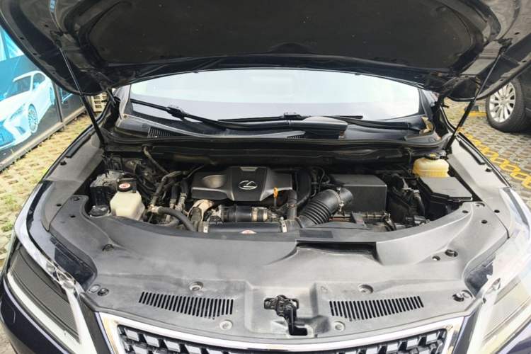 Used Lexus RX 2020 300 4x4 Elegant Edition China VI Engine Bay
