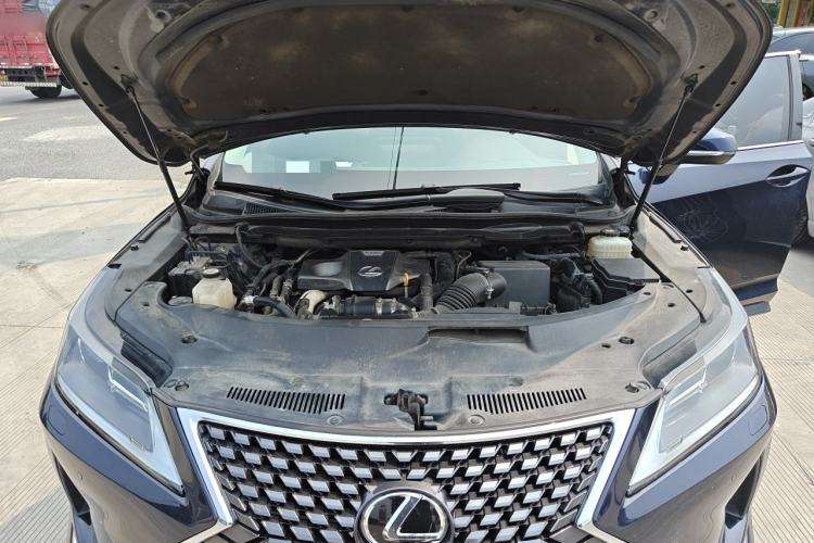 Used Lexus RX 2020 300 Two-Wheel Drive Elite Edition China VI Standard Engine Bay