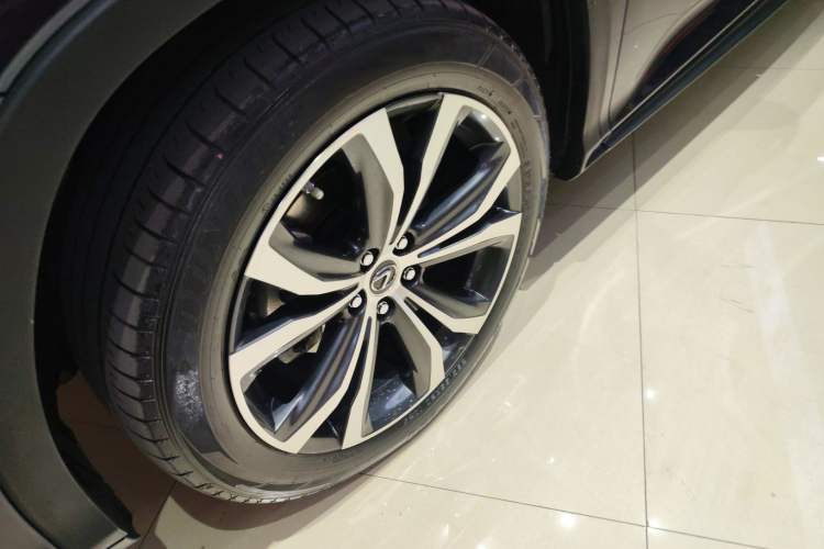 Used Lexus RX 2020 Facelifted 300 4x4 Elegant Edition Exterior 4