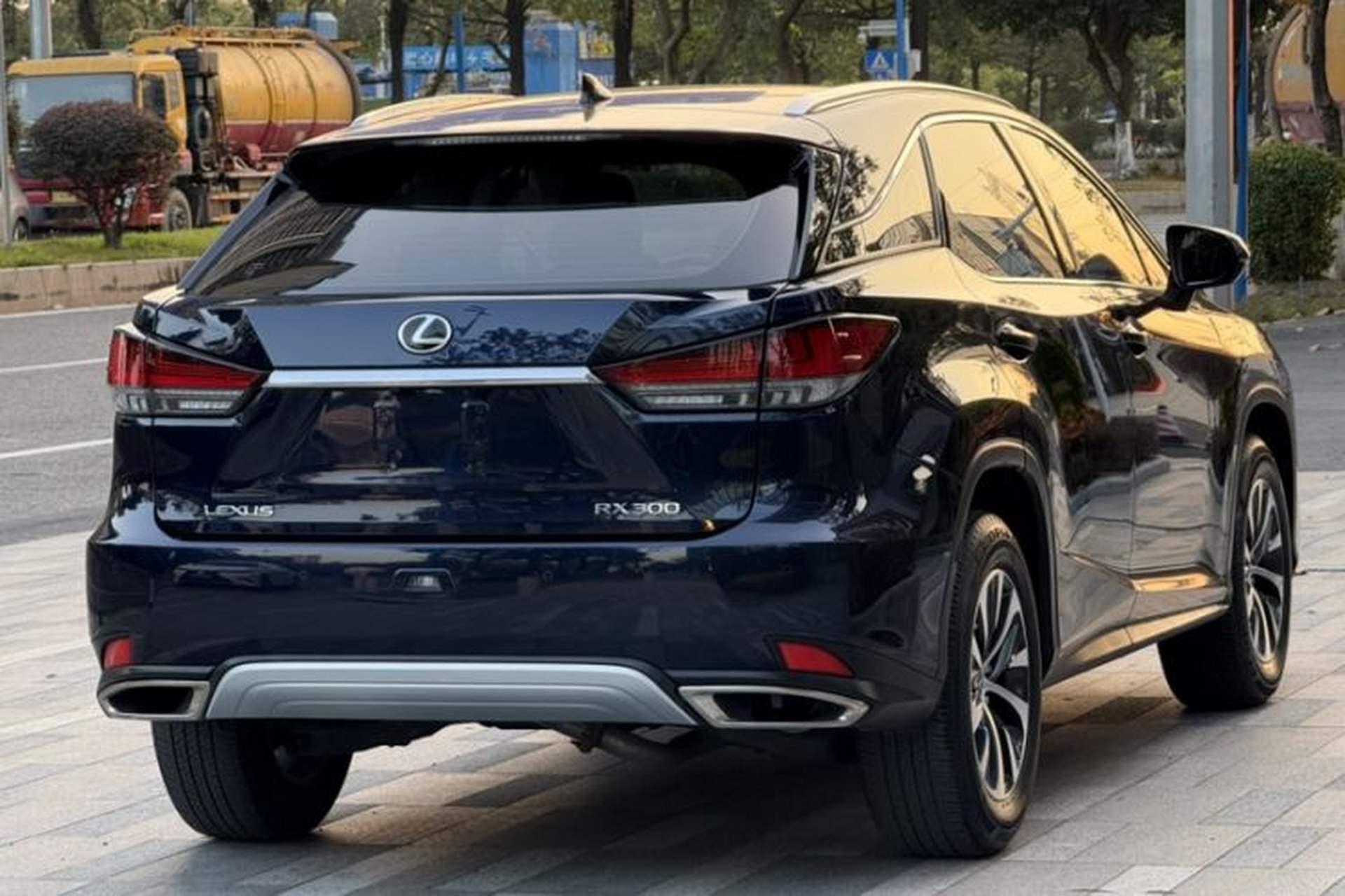 Used Lexus RX 2020 300 Two-Wheel Drive Elite Version China V Standard Exterior 5