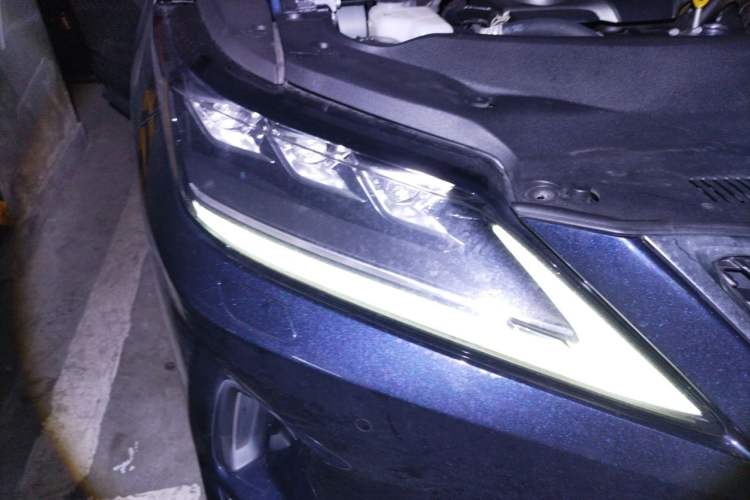 Used Lexus RX 2020 Facelifted 300 4x4 Elegant Edition Exterior 6