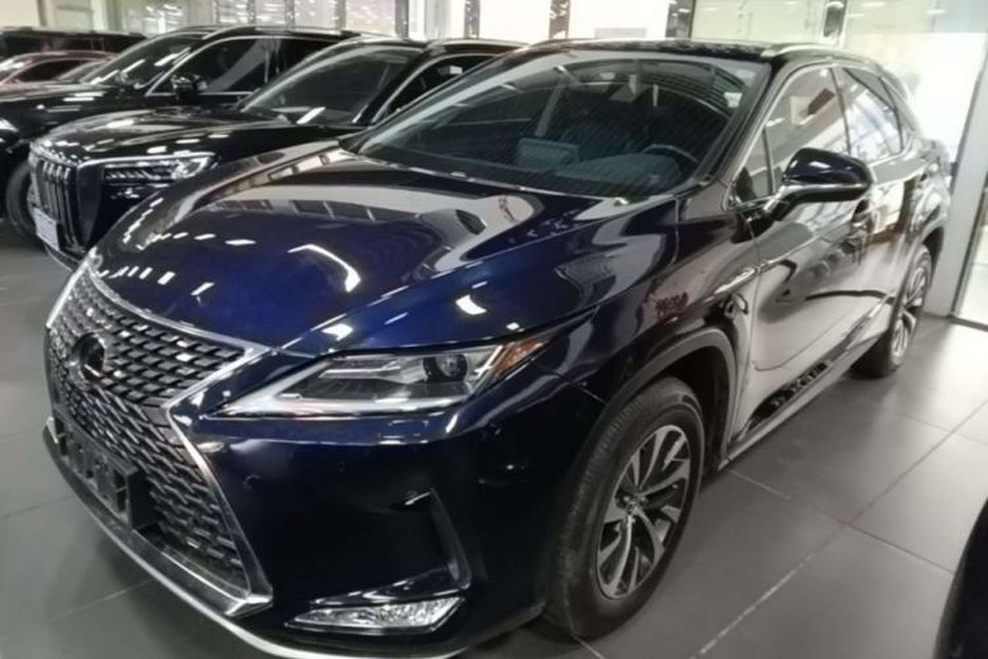 Used Lexus RX 2020 Revised Version 300 Two-Wheel Drive Elite Edition Front Left 45 Deg