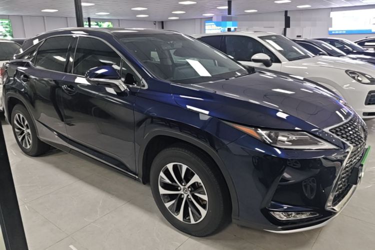 Used Lexus RX 2020 Revised Version 300 Two-Wheel Drive Elite Edition Front Right 45 Deg