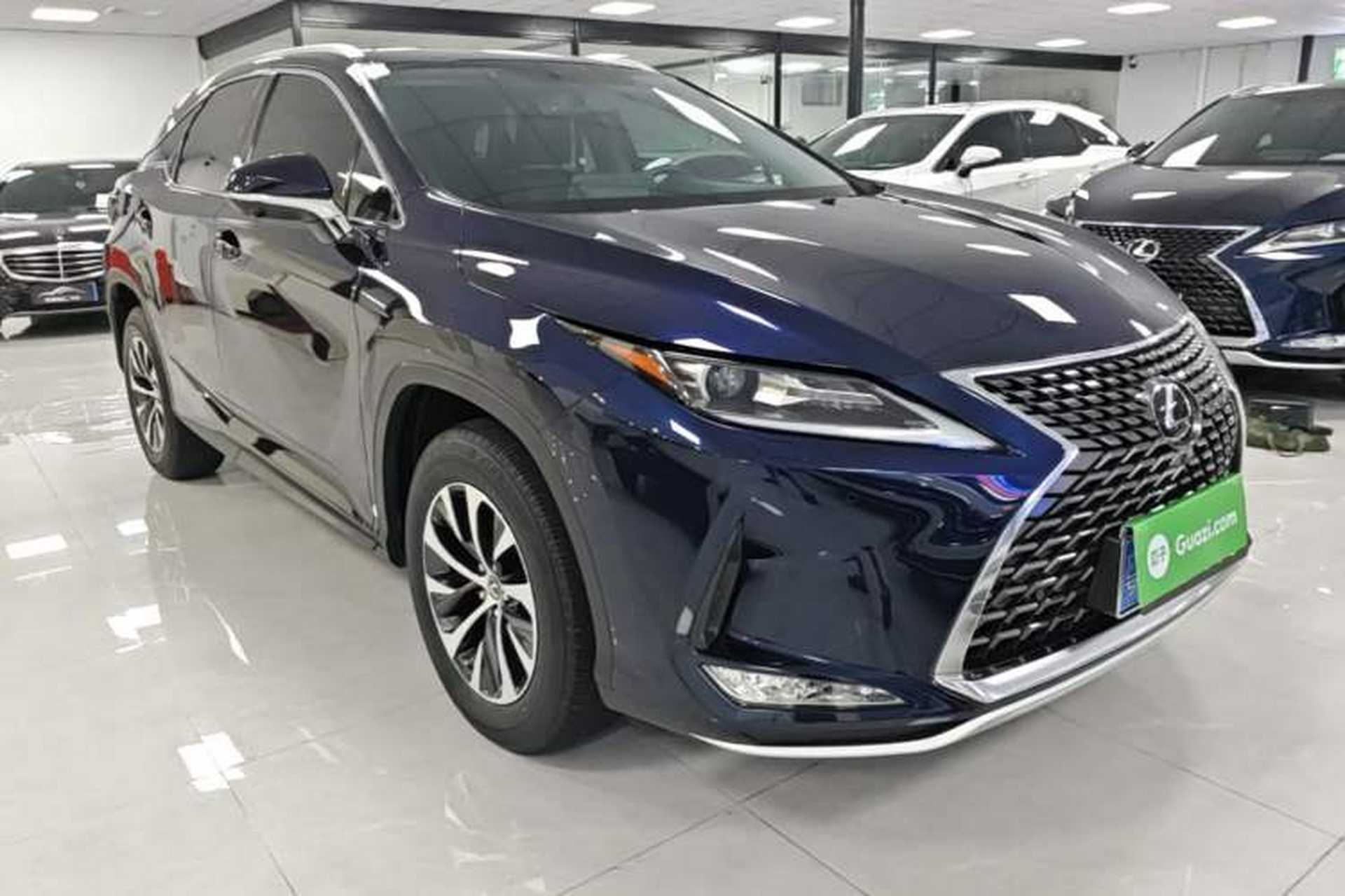 Used Lexus RX 2020 Revised Version 300 Two-Wheel Drive Elite Edition Front Right 45 Deg