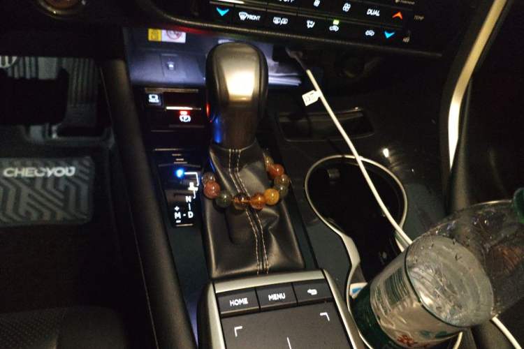 Used Lexus RX 2020 300 4x4 Elegant Edition China VI Gear Lever