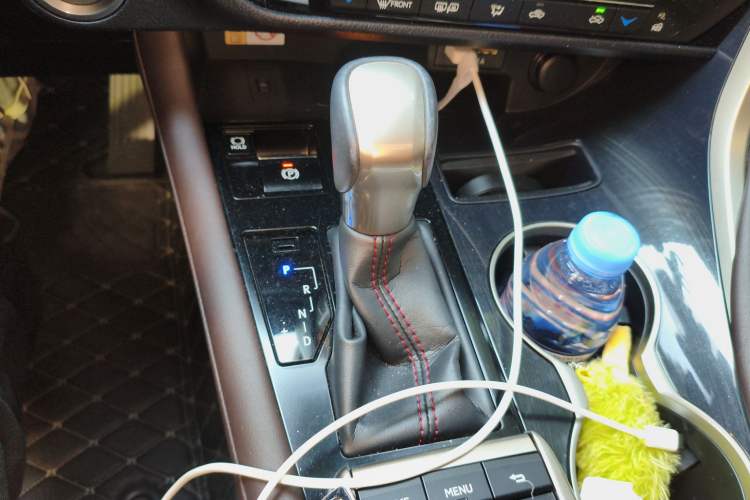 Used Lexus RX 2020 Revised Version 300 Two-Wheel Drive Comfort Edition Gear Lever