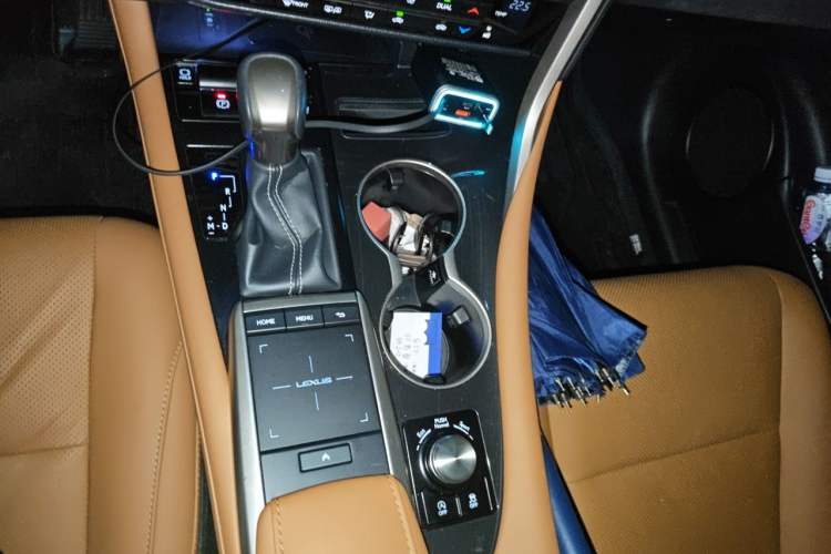 Used Lexus RX 2020 Facelifted 300 4x4 Elegant Edition Gear Lever
