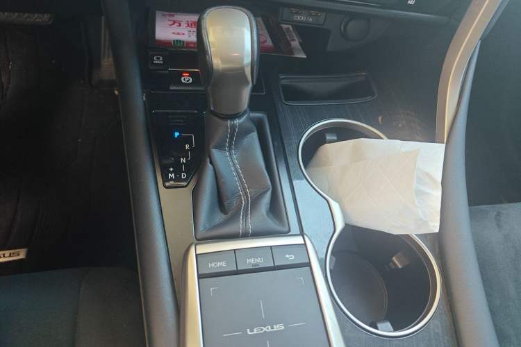 Used Lexus RX 2020 Revised Version 300 Two-Wheel Drive Elite Edition Gear Lever