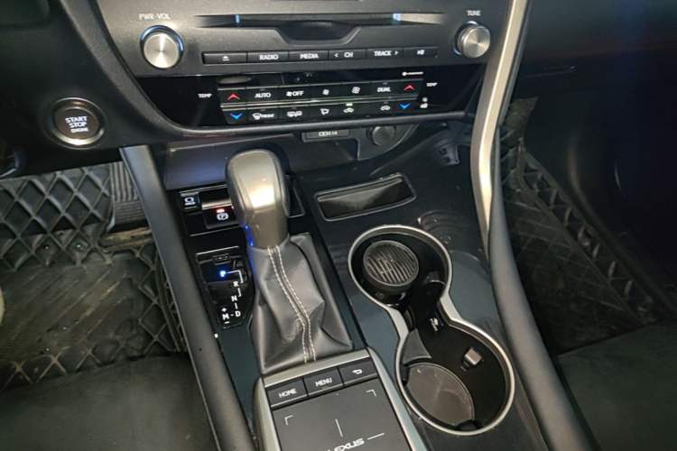 Used Lexus RX 2020 Revised Version 300 Two-Wheel Drive Elite Edition Gear Lever