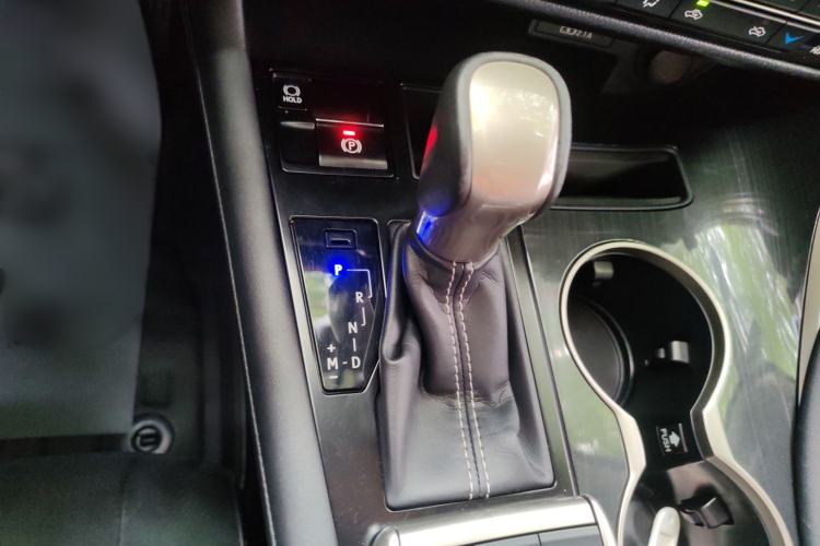 Used Lexus RX 2020 Revised Version 300 Two-Wheel Drive Elite Edition Gear Lever