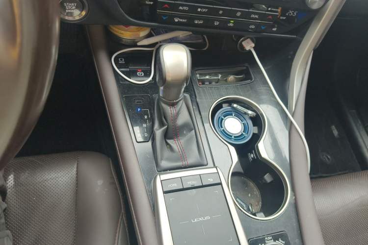 Used Lexus RX 2020 Revised Version 300 Two-Wheel Drive Comfort Edition Gear Lever
