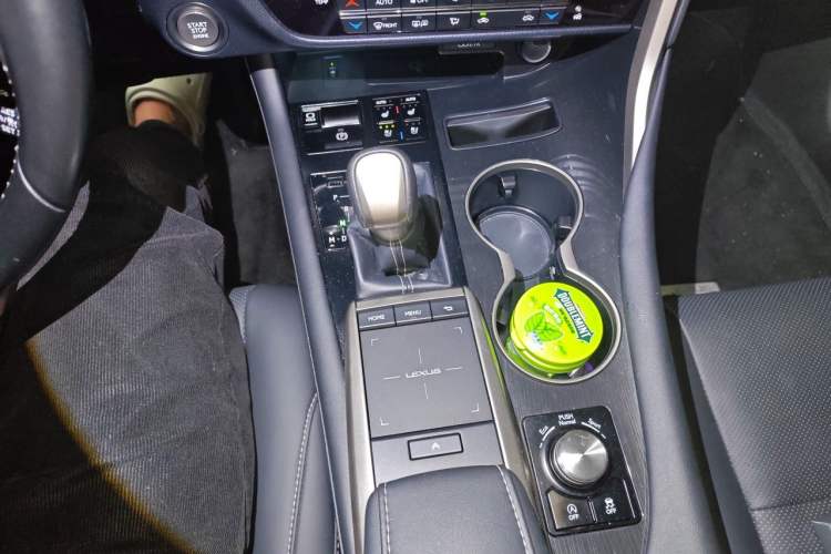 Used Lexus RX 2020 Facelifted 300 4x4 Elegant Edition Gear Lever