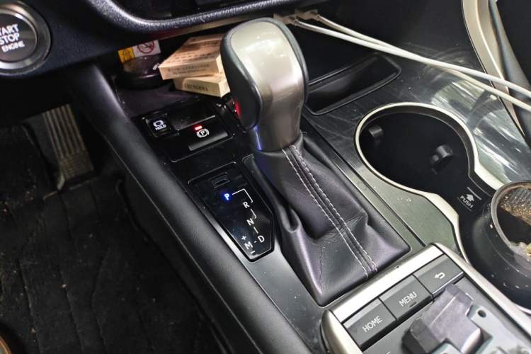 Used Lexus RX 2020 Facelifted 300 4x4 Elegant Edition Gear Lever