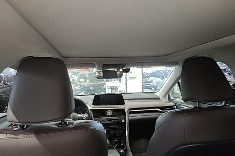 Used Lexus RX 2020 300 4x4 Elegant Edition China VI Headliner